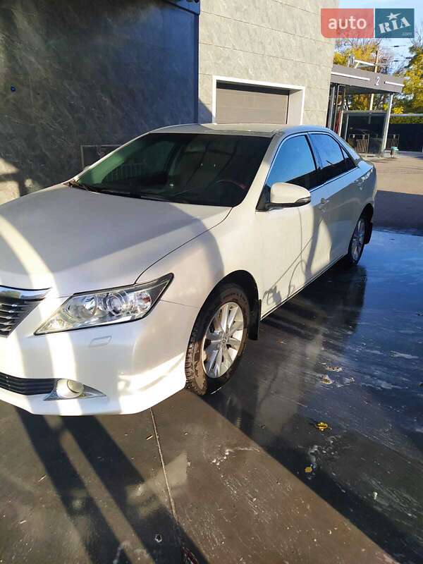 Toyota Camry 2012