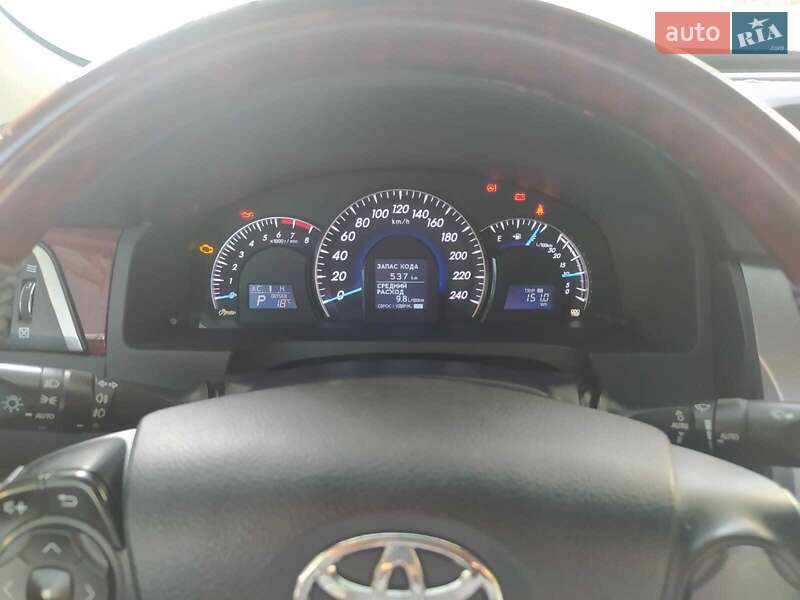 Седан Toyota Camry 2012 в Броварах