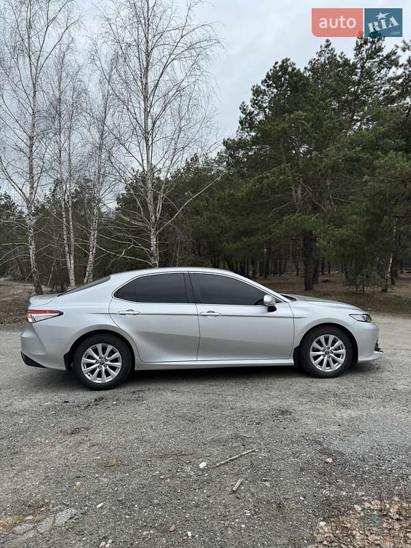 Седан Toyota Camry 2019 в Киеве фото 7 Седан Toyota Camry 2019 в Киеве