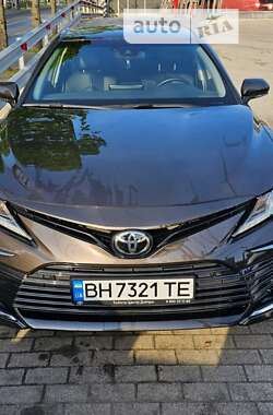 Седан Toyota Camry 2021 в Вилково