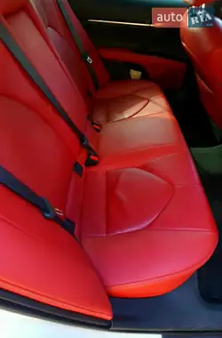 Toyota Camry 2017