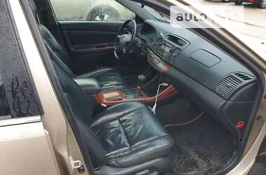 Седан Toyota Camry 2003 в Киеве