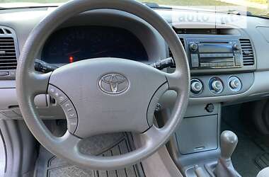 Седан Toyota Camry 2005 в Львові