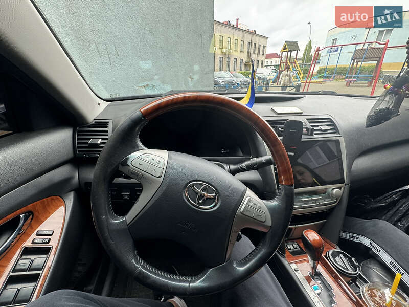 Седан Toyota Camry 2008 в Києві