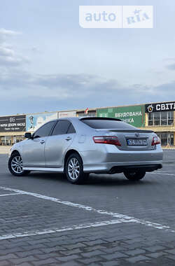 Седан Toyota Camry 2006 в Черновцах