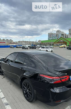 Седан Toyota Camry 2020 в Одессе
