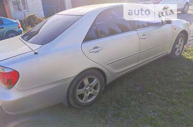 Седан Toyota Camry 2005 в Виннице