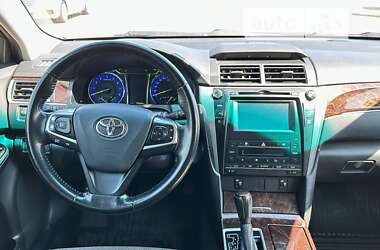 Седан Toyota Camry 2017 в Запоріжжі