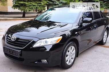 Седан Toyota Camry 2008 в Жовтих Водах