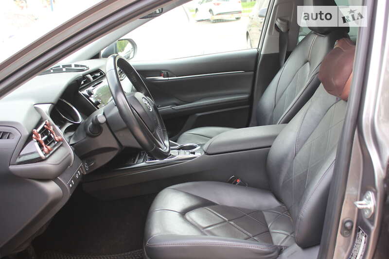 Седан Toyota Camry 2018 в Одесі