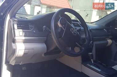 Седан Toyota Camry 2012 в Кропивницком