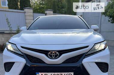 Седан Toyota Camry 2018 в Вінниці