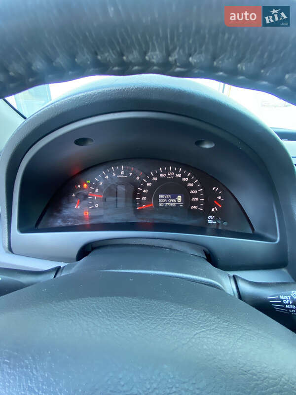 Седан Toyota Camry 2008 в Львові