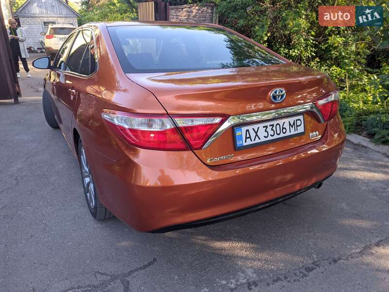 Седан Toyota Camry 2015 в Харкові