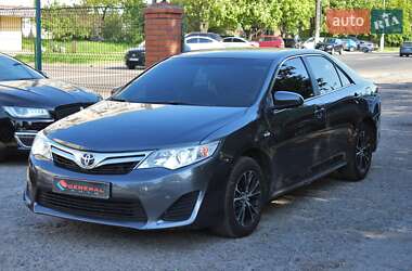 Седан Toyota Camry 2014 в Одесі