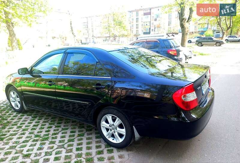 Седан Toyota Camry 2003 в Городище