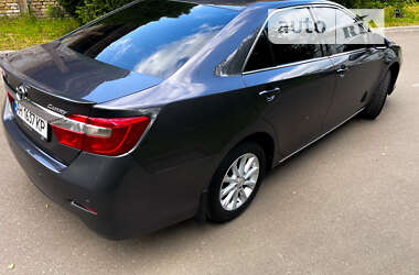 Седан Toyota Camry 2012 в Києві