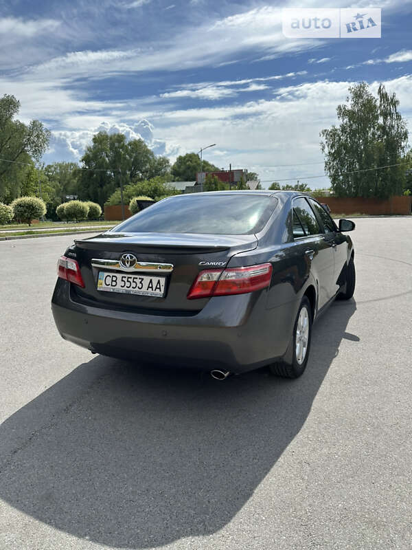 Toyota Camry 2011