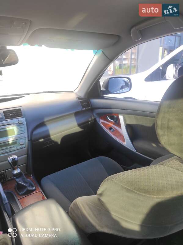 Седан Toyota Camry 2007 в Хмельницькому