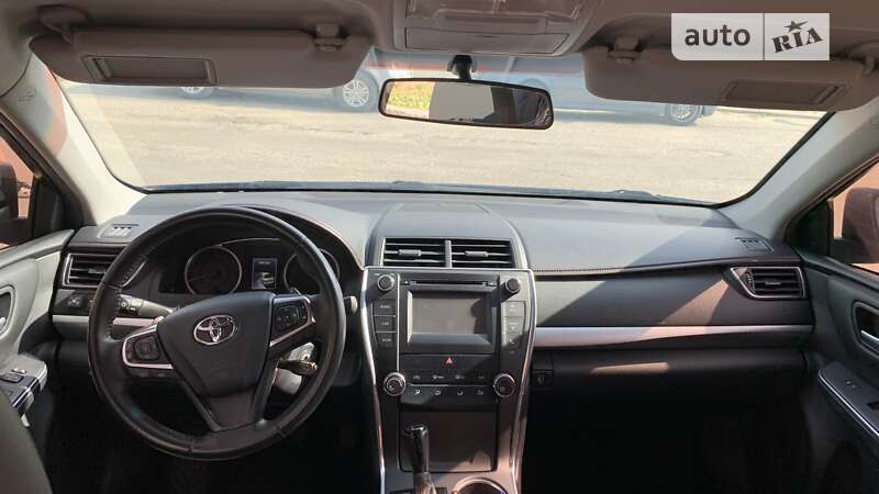 Седан Toyota Camry 2015 в Харкові