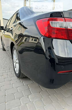 Седан Toyota Camry 2011 в Сумах