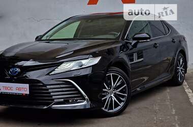 Седан Toyota Camry 2023 в Одесі