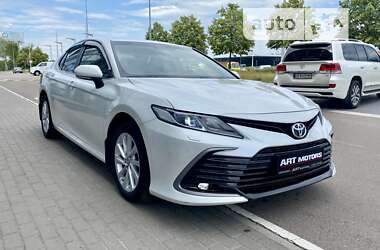 Седан Toyota Camry 2021 в Києві