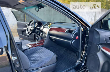 Седан Toyota Camry 2013 в Умані