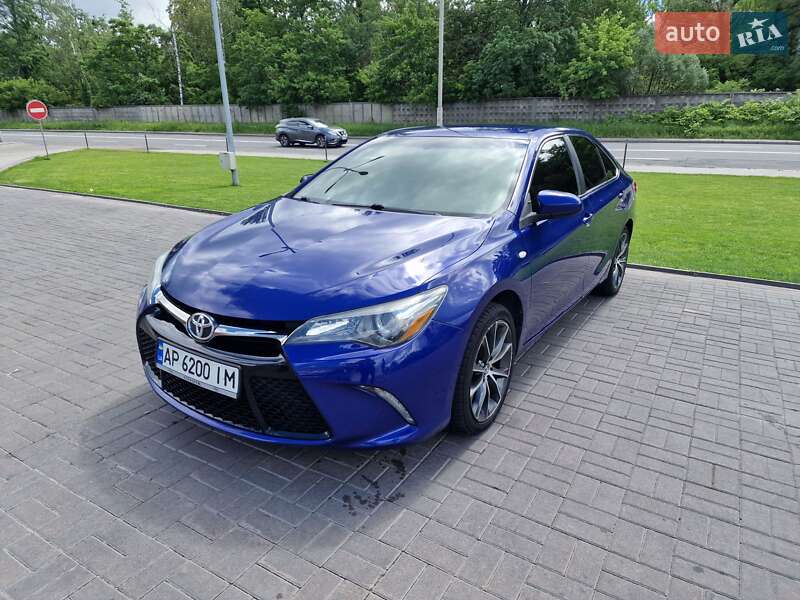 Седан Toyota Camry 2014 в Києві