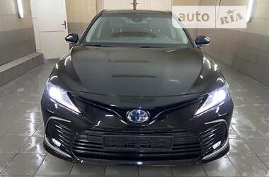 Седан Toyota Camry 2021 в Умані