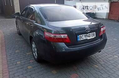 Седан Toyota Camry 2009 в Львове
