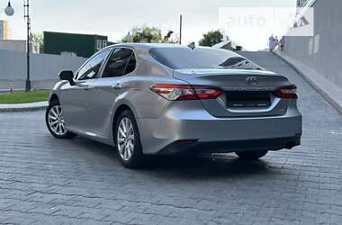 Седан Toyota Camry 2018 в Києві