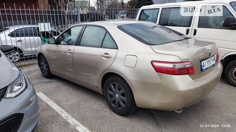 Седан Toyota Camry 2007 в Києві