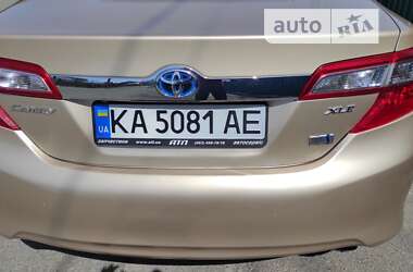 Седан Toyota Camry 2012 в Києві