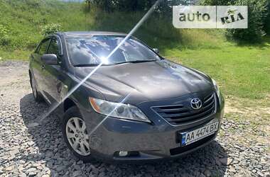 Седан Toyota Camry 2008 в Києві