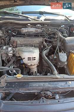 Седан Toyota Camry 1998 в Броварах