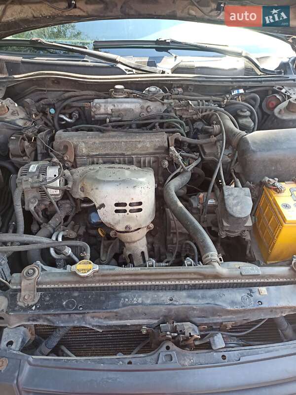 Седан Toyota Camry 1998 в Броварах