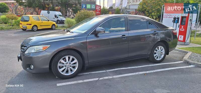 Седан Toyota Camry 2009 в Овідіополі