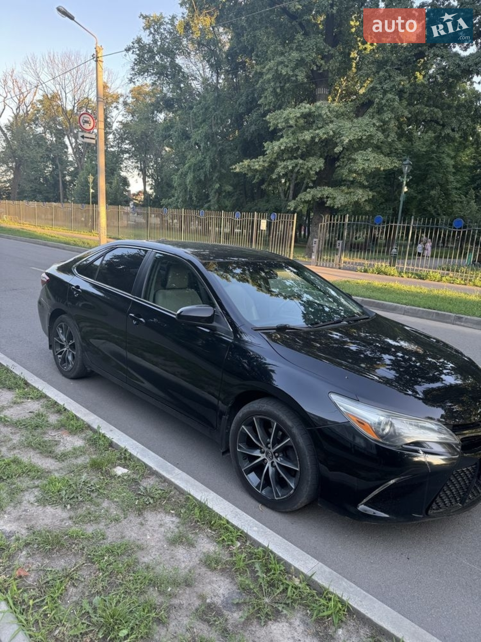 2015 Toyota Camry - мініатюра 30