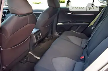 Toyota Camry 2020