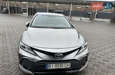 Седан Toyota Camry 2021 в Полтаве