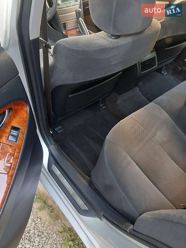 Седан Toyota Camry 2007 в Умани