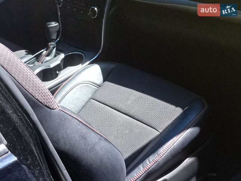 Седан Toyota Camry 2015 в Хмільнику