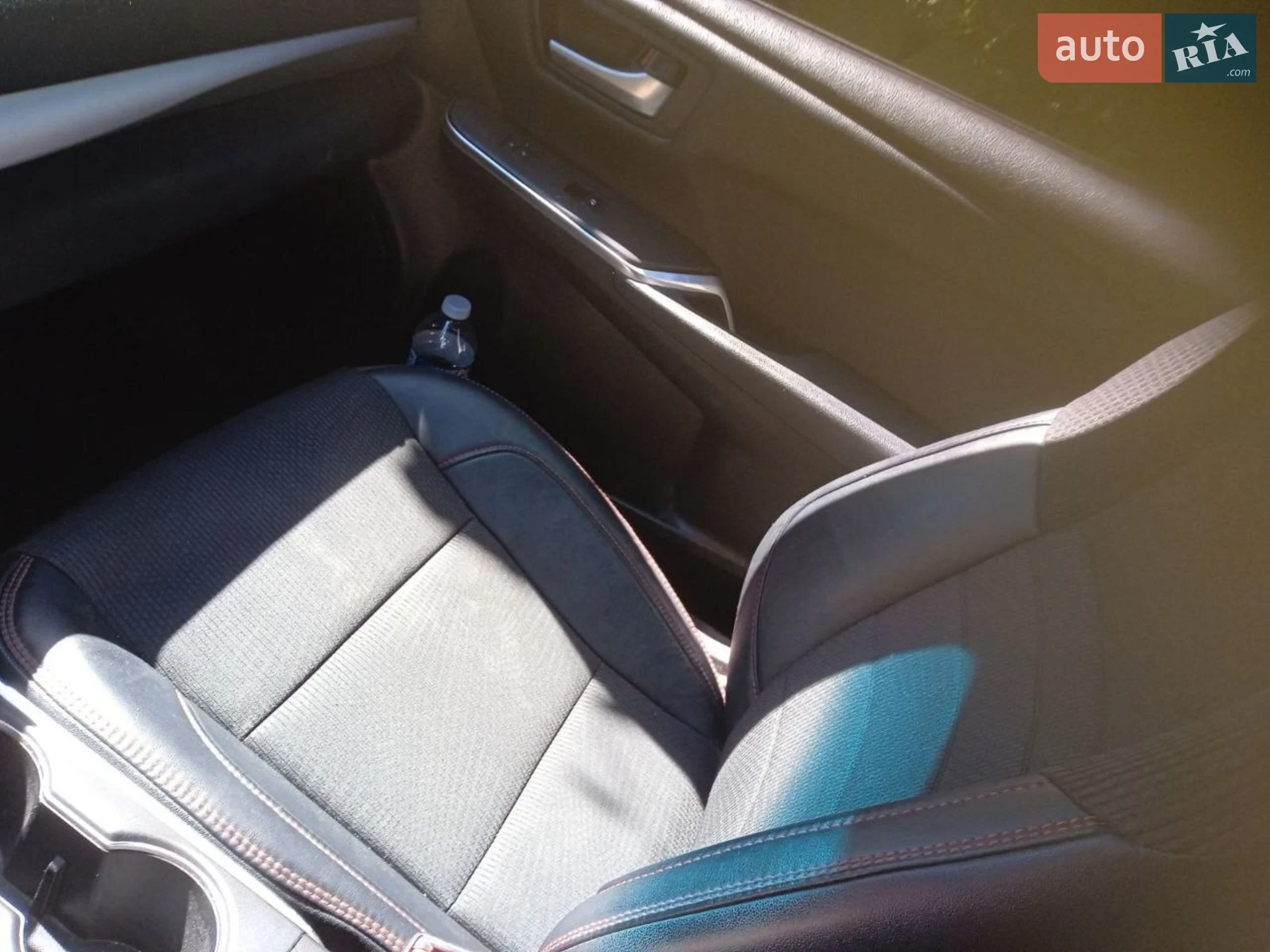 2015 Toyota Camry - мініатюра 35