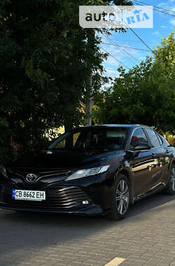 Седан Toyota Camry 2017 в Сарнах