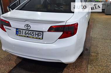 Седан Toyota Camry 2014 в Полтаві