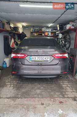 Седан Toyota Camry 2018 в 