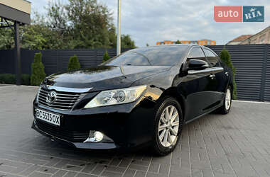 Седан Toyota Camry 2012 в Черкасах