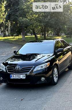 Седан Toyota Camry 2011 в Києві