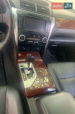 Седан Toyota Camry 2014 в 